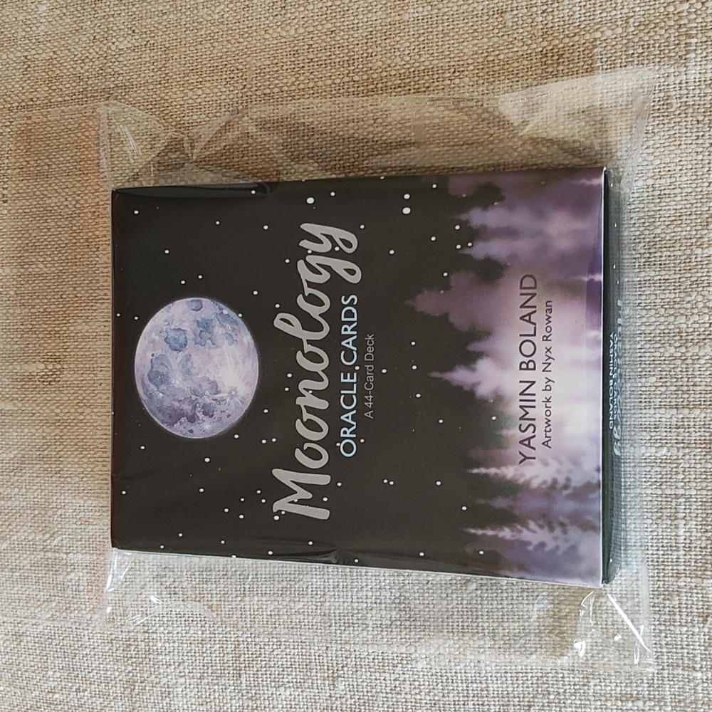 MOONOLOGY ORACLE CARDS